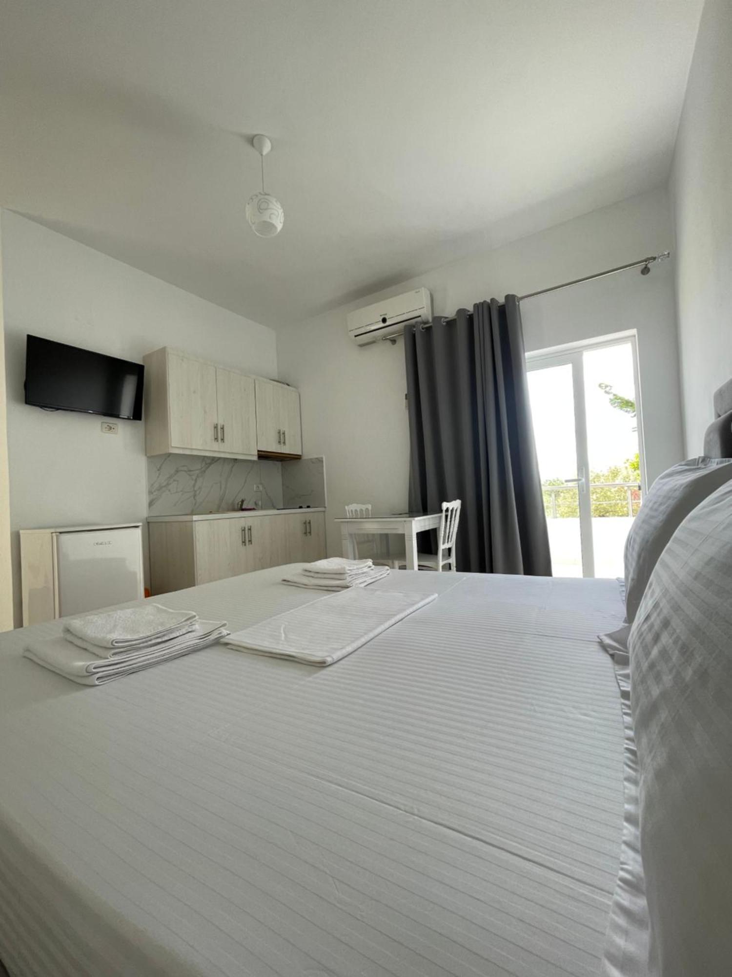 Joni Apartments Ksamil Dış mekan fotoğraf