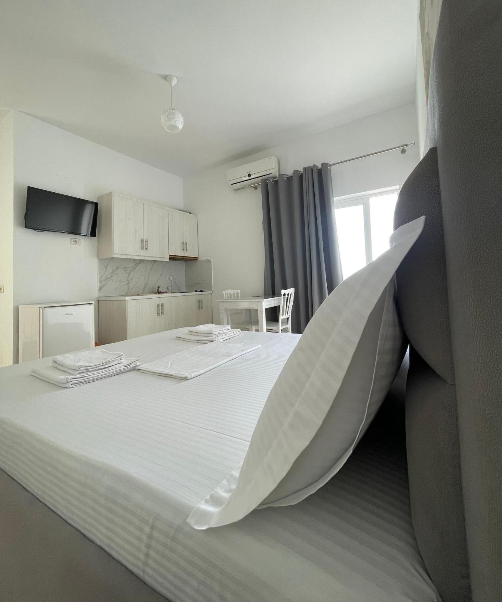 Joni Apartments Ksamil Dış mekan fotoğraf